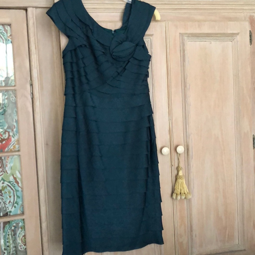 Semi-formal Dress, new, w/o tags